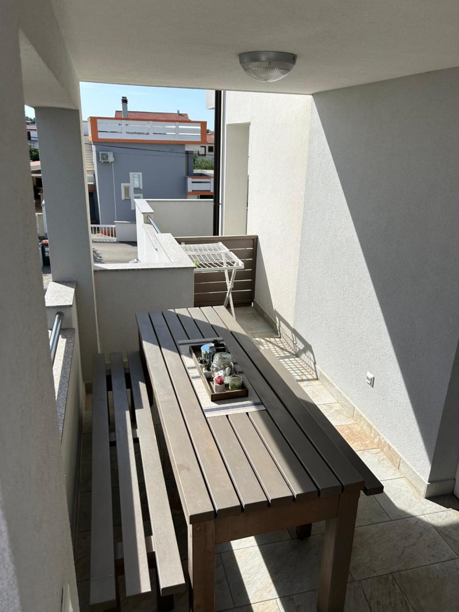 Apartmani Lovrencic Vrsi Eksteriør billede